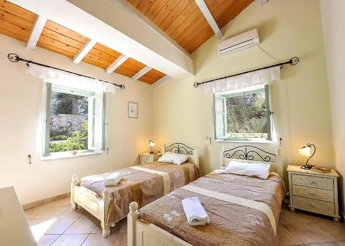 Villa Agathi Anemogiannatika